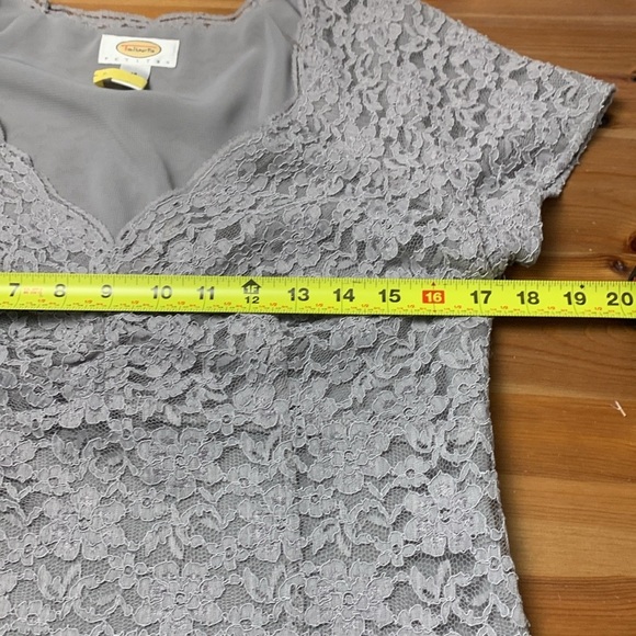 Talbots Petite, Vintage,  Lacy,  Light Grey, Lined Formal Wear Top - Picture 7 of 13